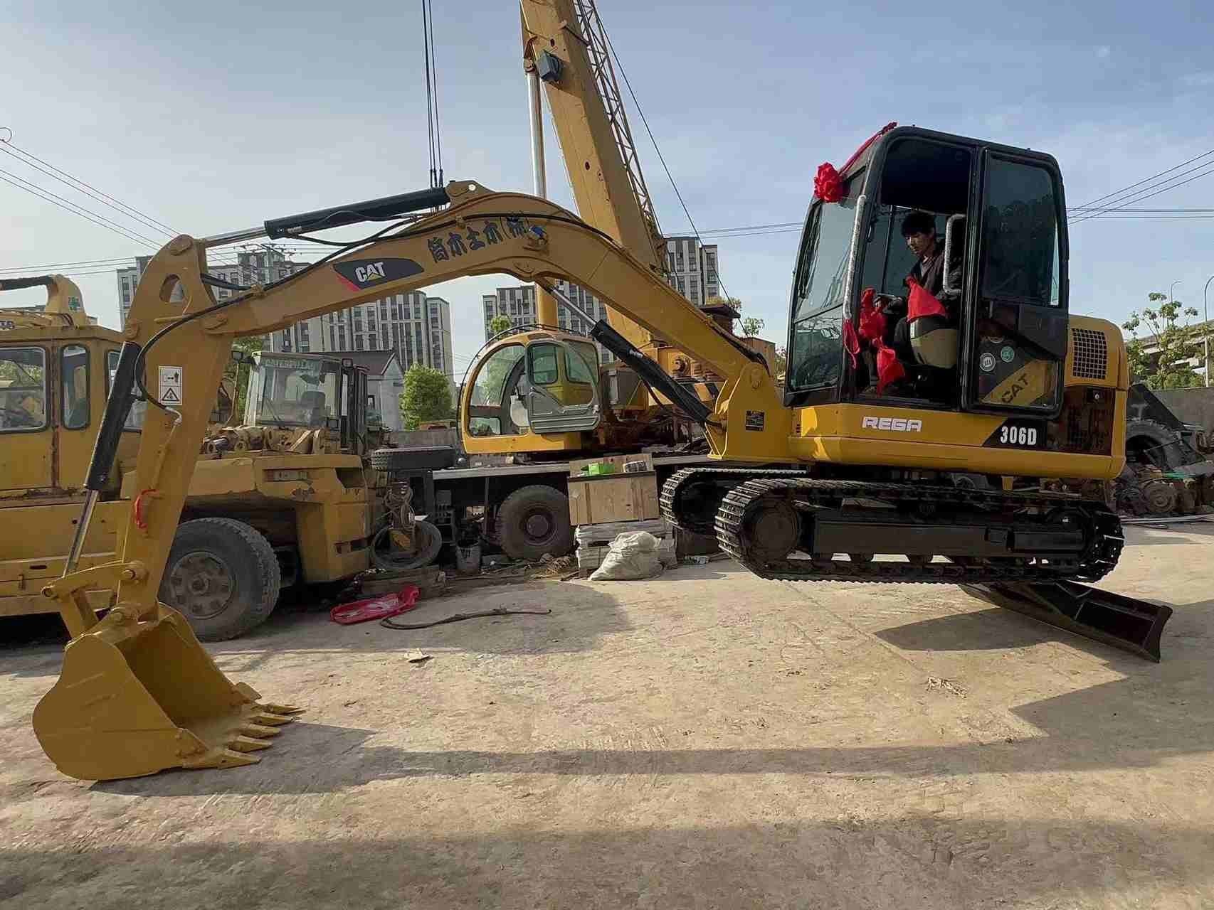 일본 중고용 CAT 발굴기 판매 중고 306D 진동유 기계